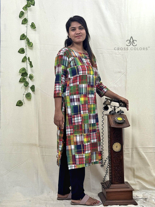 Multicolor Patch Work Kurti β Boat Neck Straight Fit for a Vibrant Look