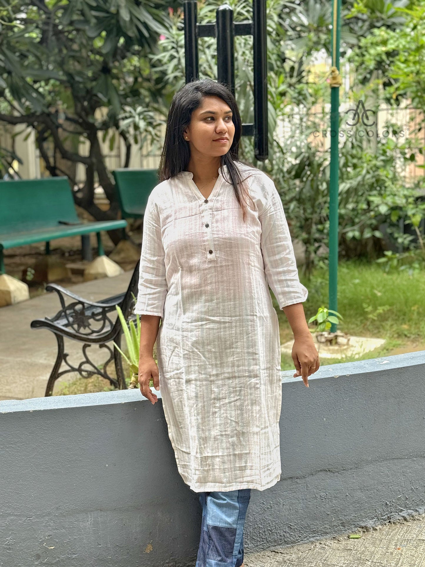 White Striped Kurti – Chinese Collar Straight Fit with 3/4 Sleeves