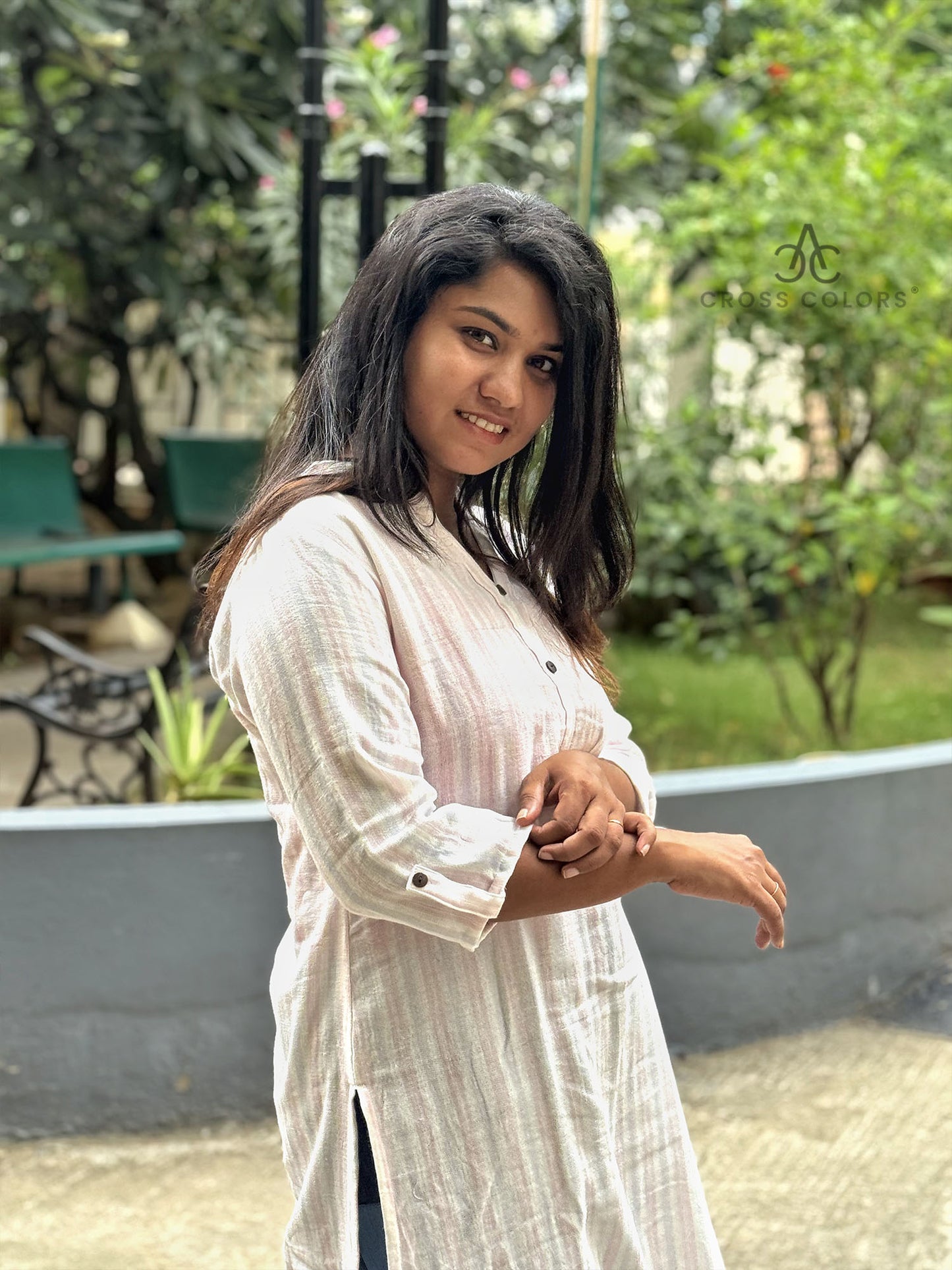White Striped Kurti – Chinese Collar Straight Fit with 3/4 Sleeves